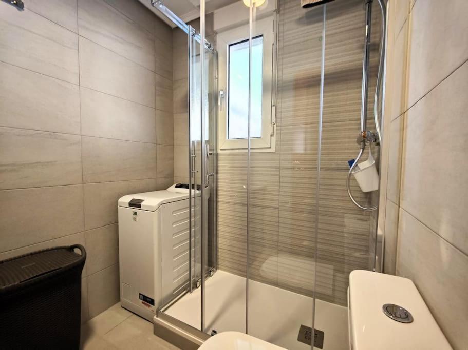 Apartamentos Turisticos Seviro Мадрид Екстериор снимка