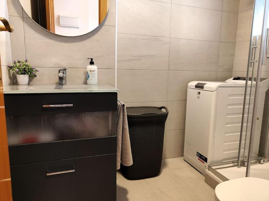 Apartamentos Turisticos Seviro Мадрид Екстериор снимка